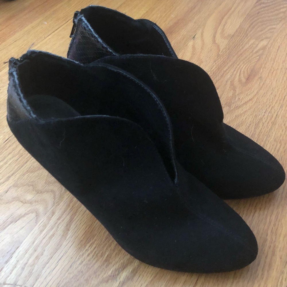 Black Nine West Booties